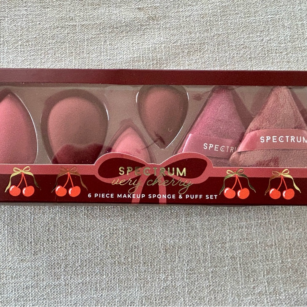 Spectrum Very Cherry 6-Piece Makeup Sponge & Puff Set - High End New in Box